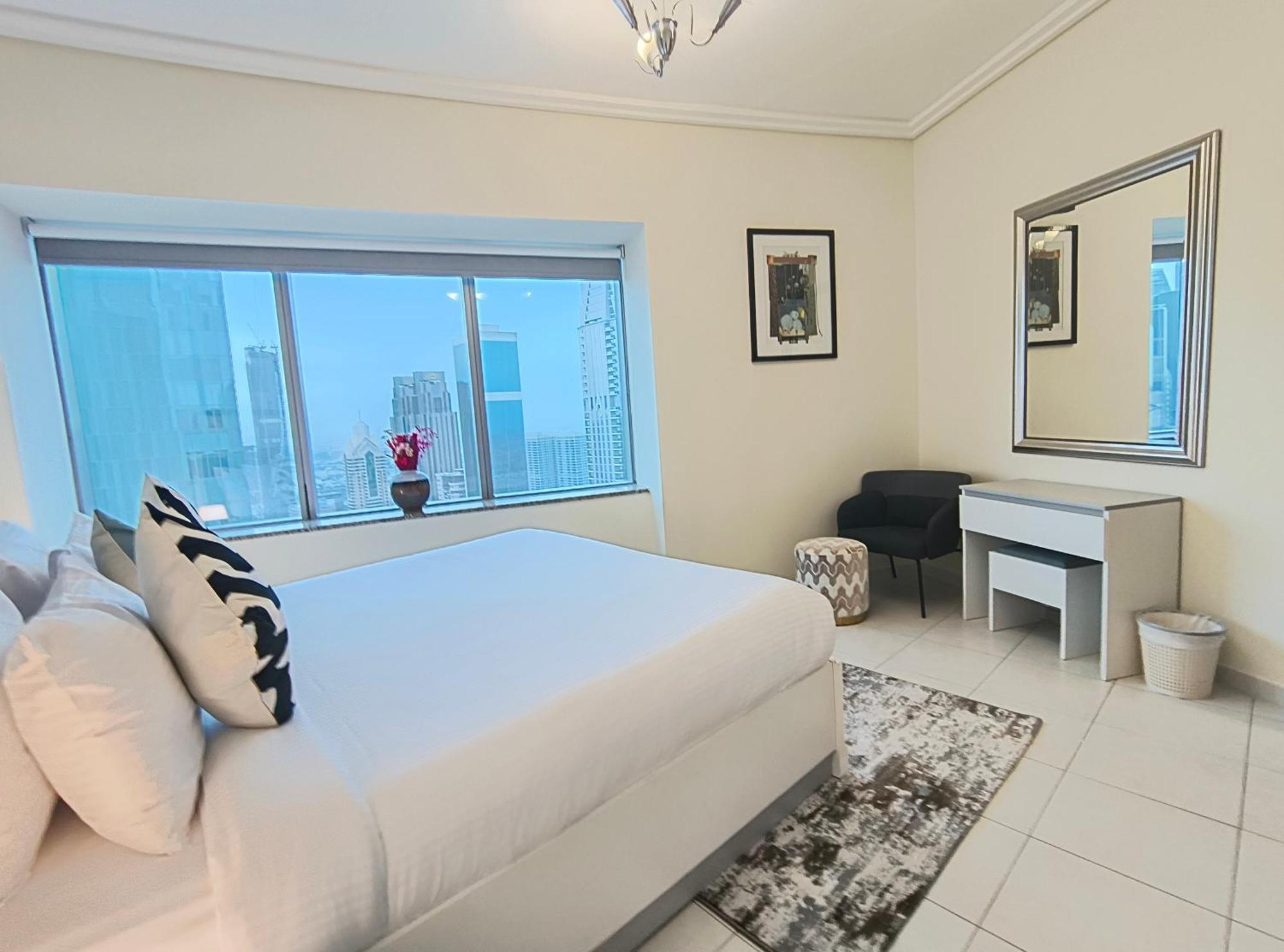 Trinity Holiday Homes - Sheikh Zayed Road Near To Financial Center Metro Station Dubai Exterior foto