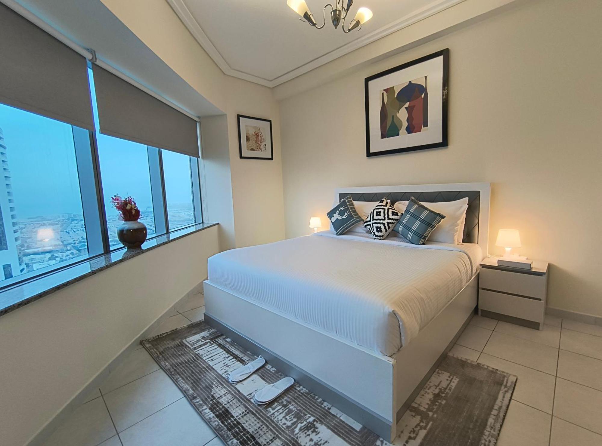 Trinity Holiday Homes - Sheikh Zayed Road Near To Financial Center Metro Station Dubai Exterior foto