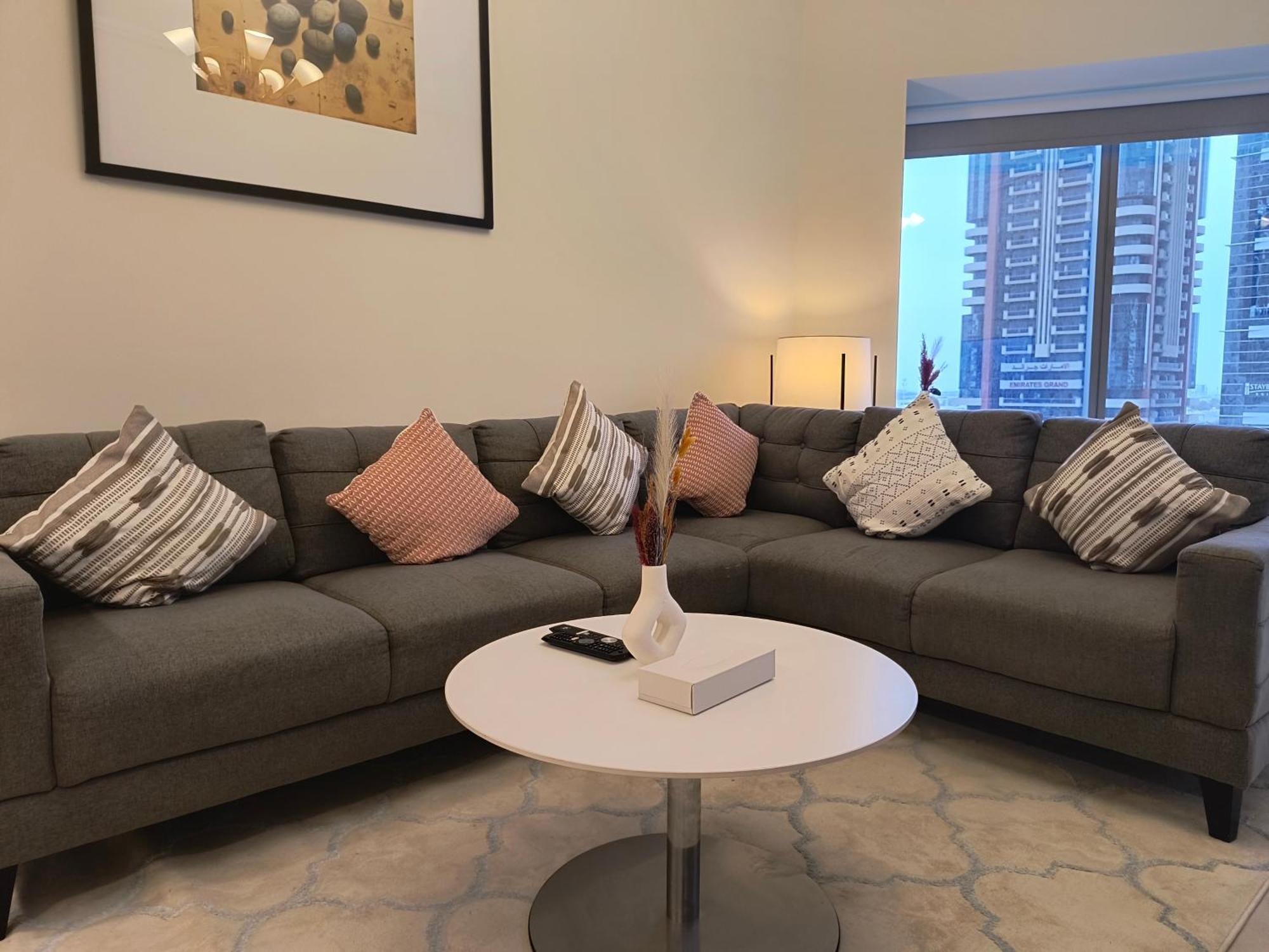 Trinity Holiday Homes - Sheikh Zayed Road Near To Financial Center Metro Station Dubai Exterior foto