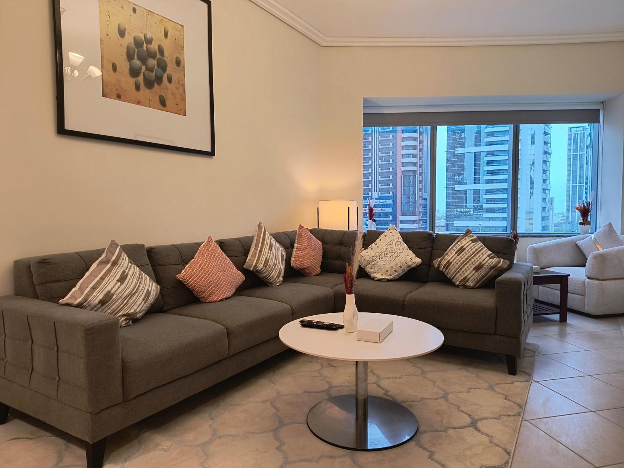 Trinity Holiday Homes - Sheikh Zayed Road Near To Financial Center Metro Station Dubai Exterior foto