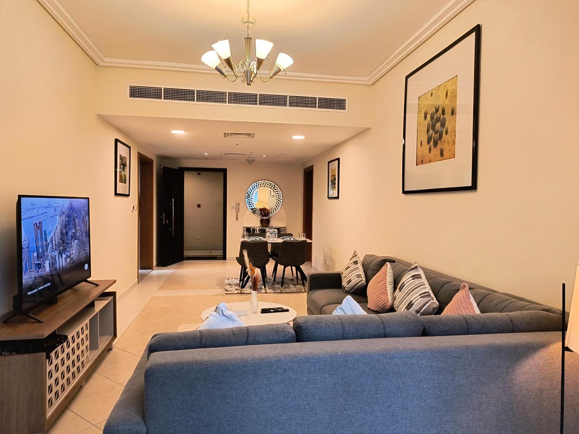 Trinity Holiday Homes - Sheikh Zayed Road Near To Financial Center Metro Station Dubai Exterior foto